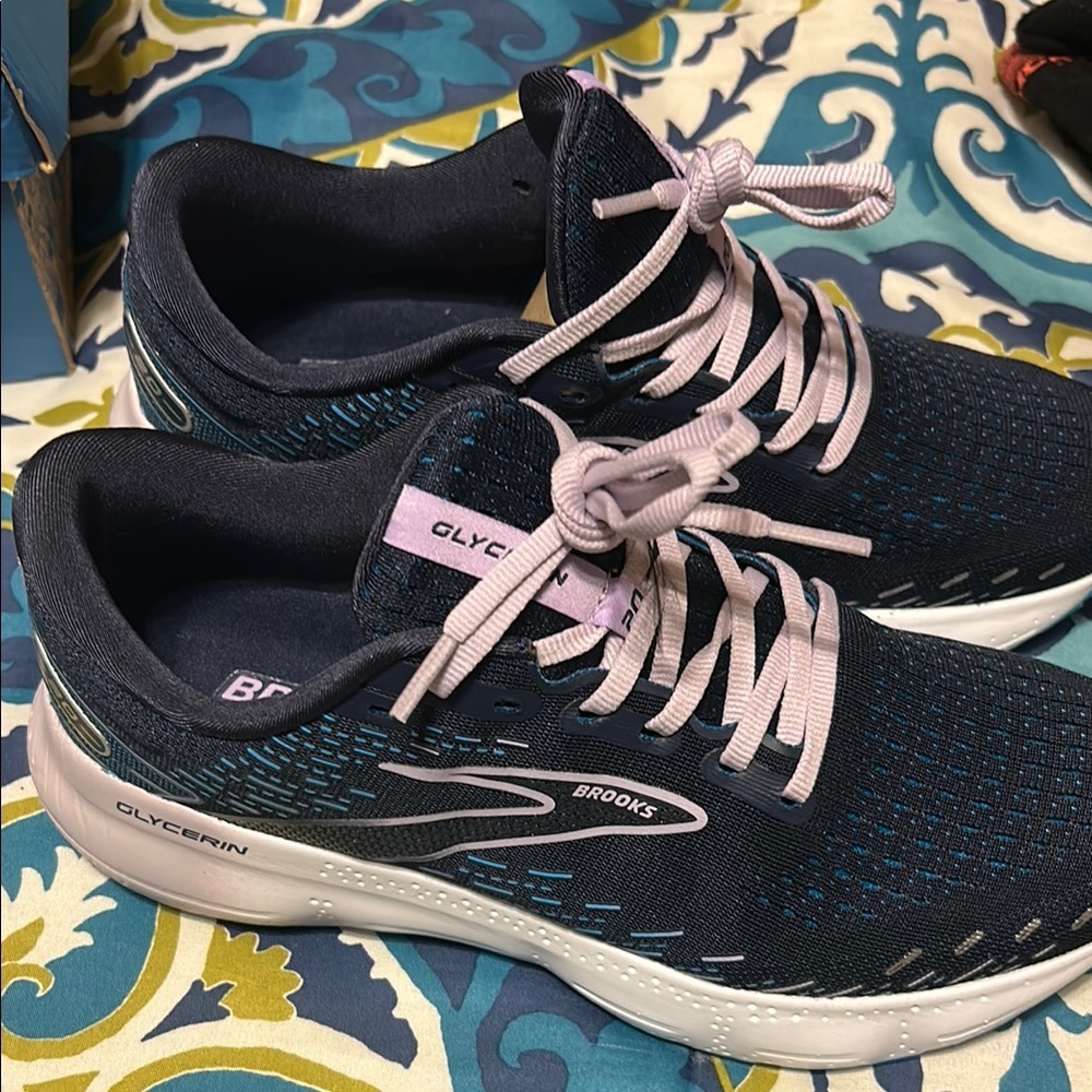 Brooks Men’s Navy Running Shoes